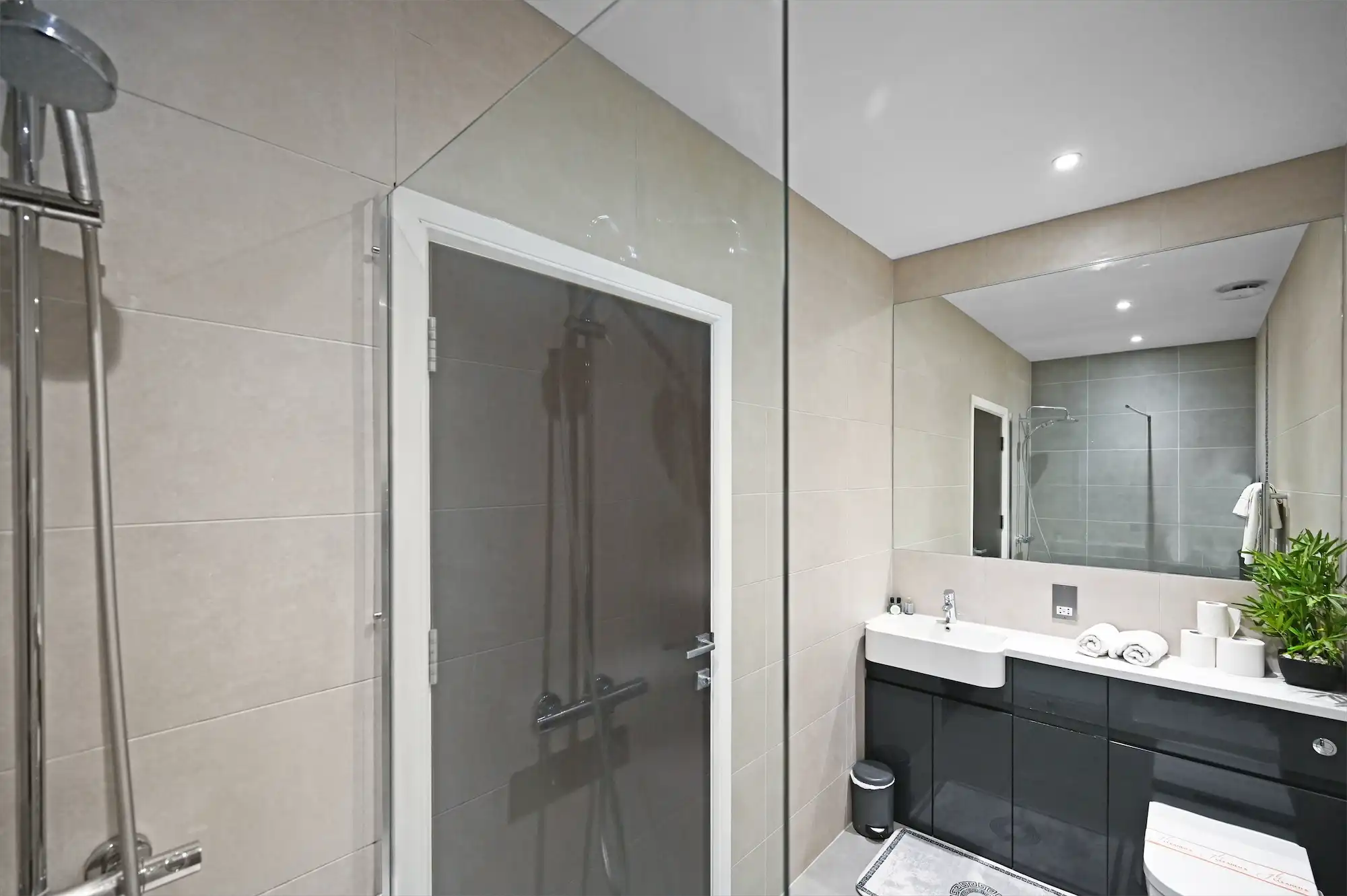Milburn 13 | One Bed gallery
