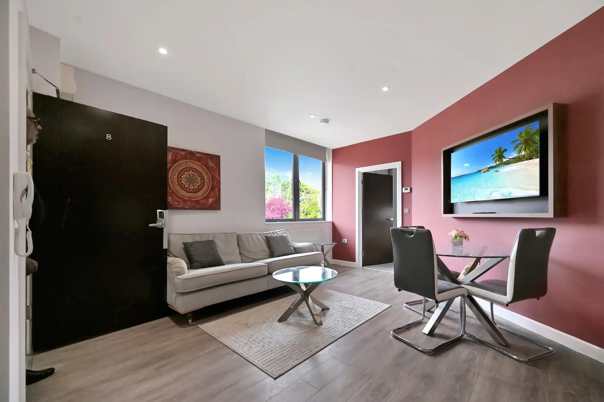 Milburn 12 | One Bed gallery