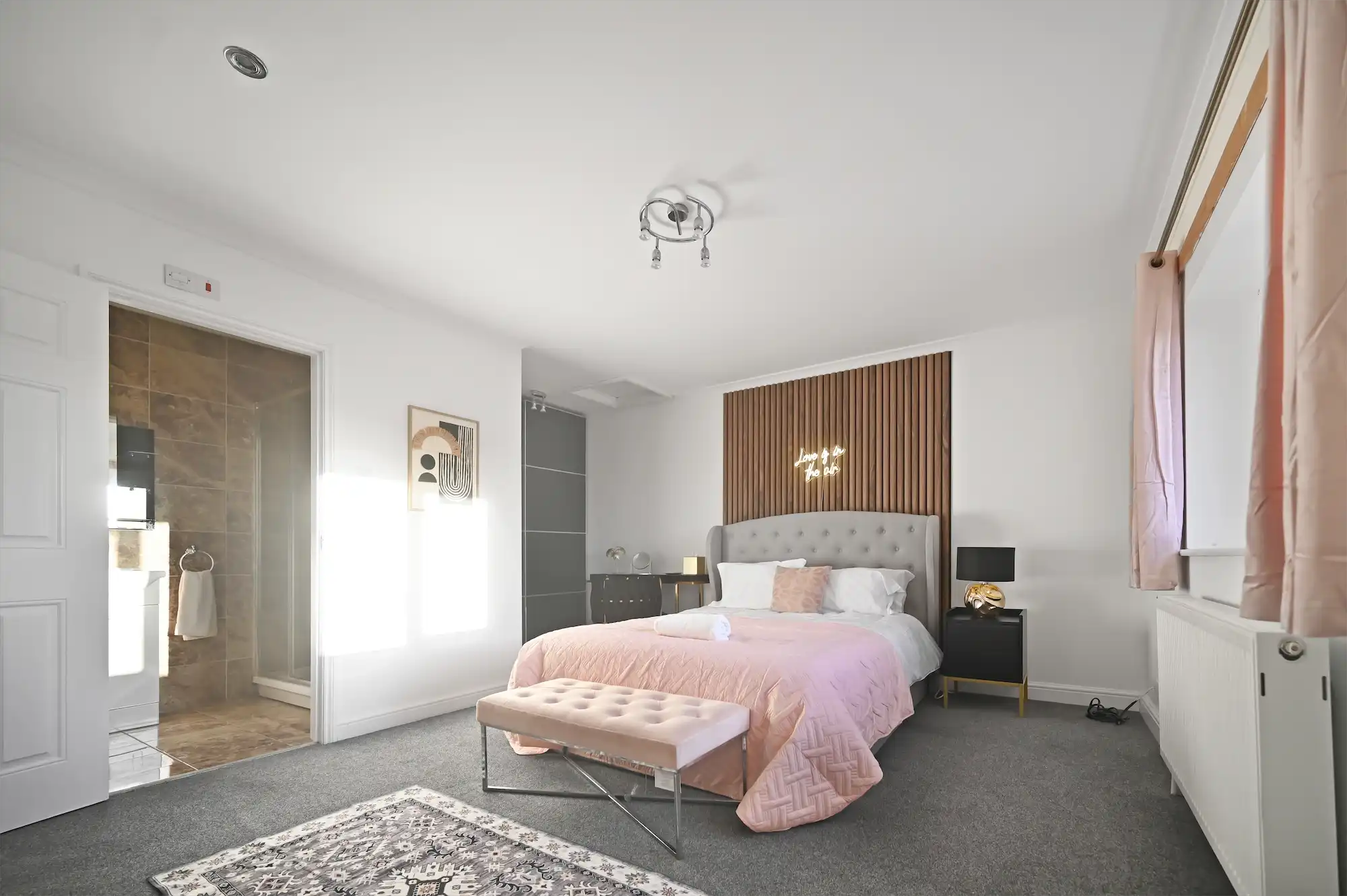 Walnut House | Four Bed | Lavish House gallery