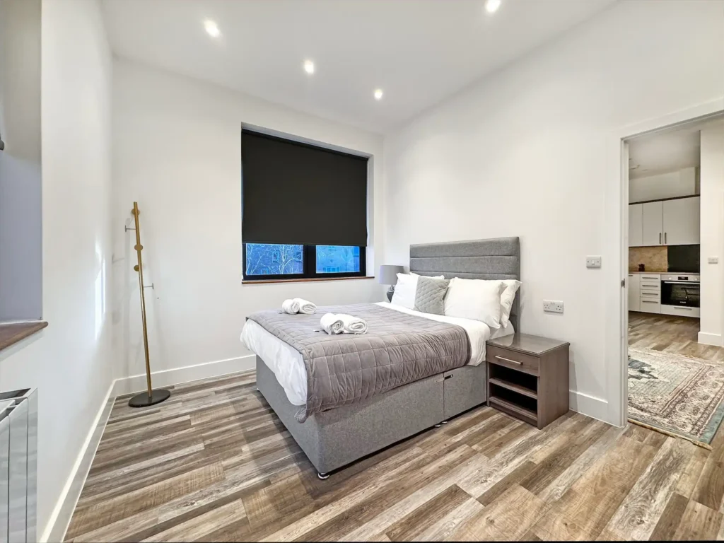 Omega House image 03