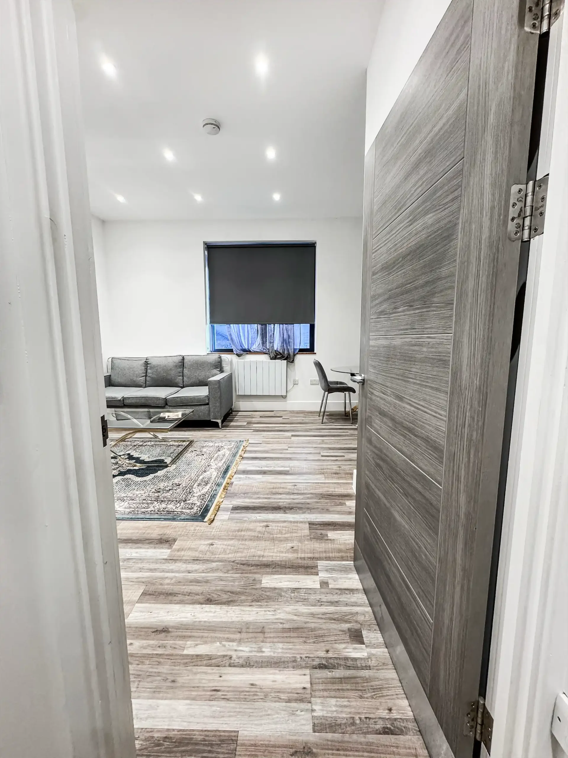 Omega 06 | One Bed gallery