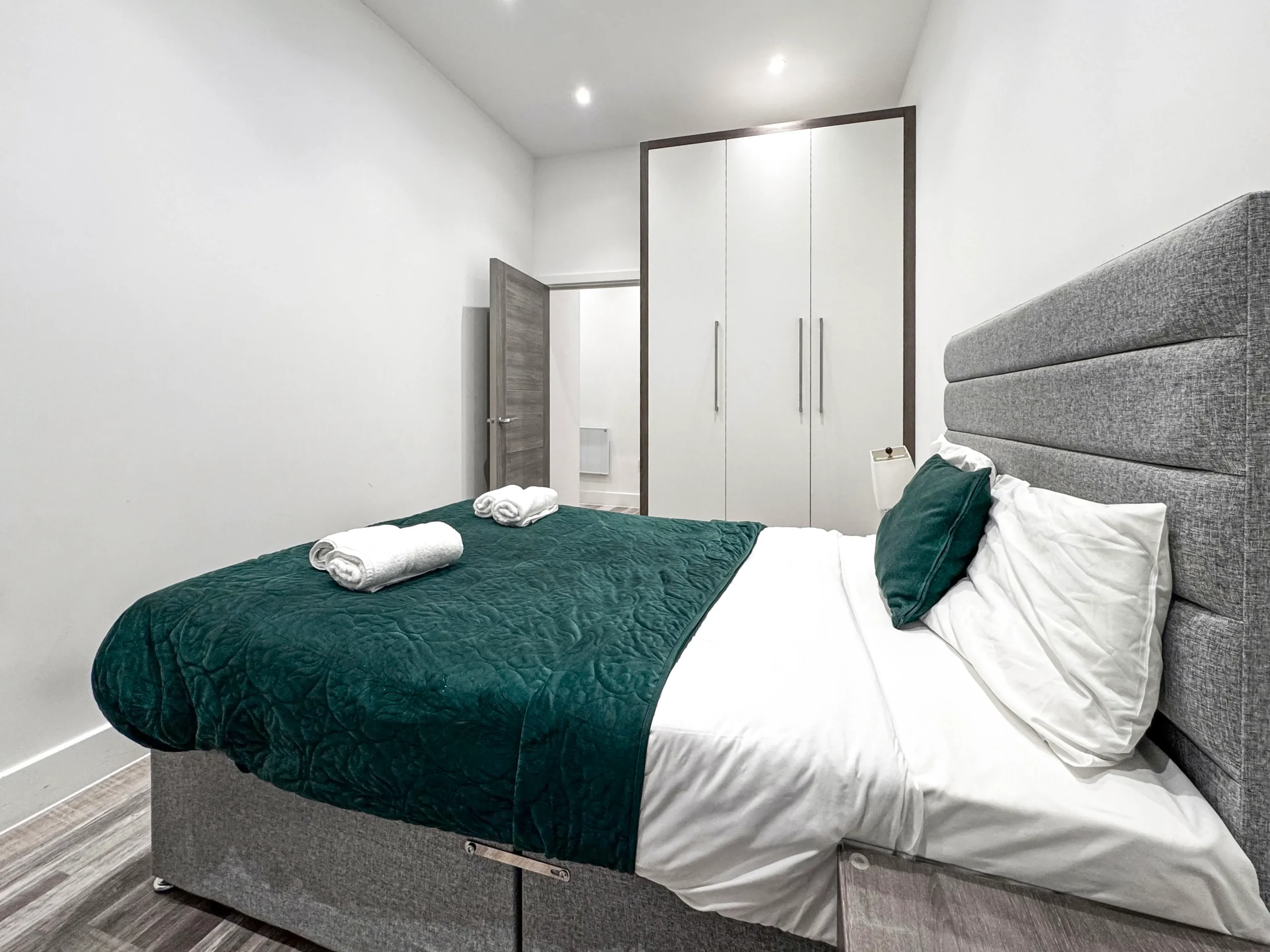 Omega 02 | One Bed gallery